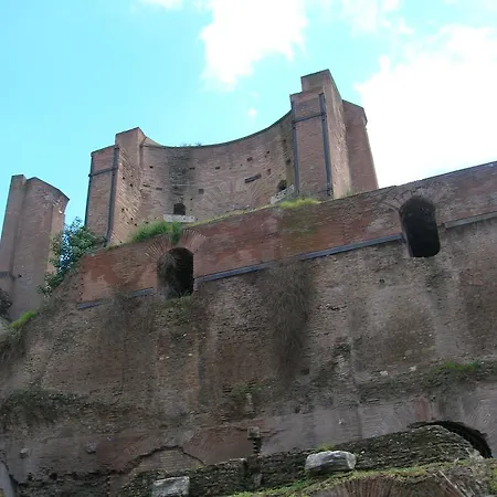 Domus Eugenia Apartment