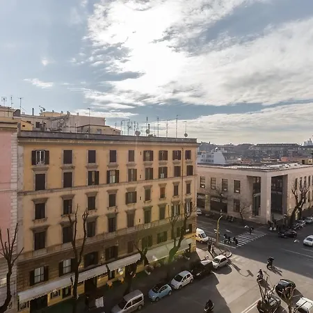 Domus Eugenia Apartment